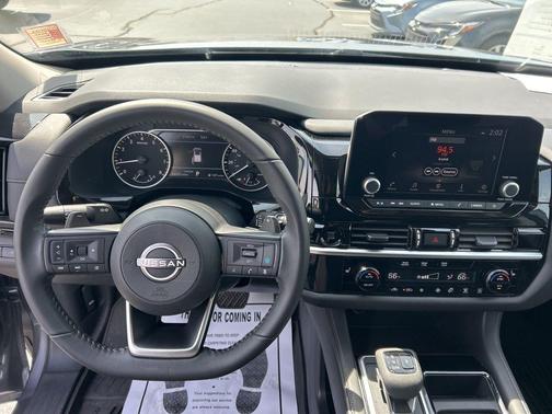 Gun Metallic 2025 Nissan Pathfinder SV FWD