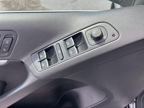 2016 Volkswagen Tiguan R-Line