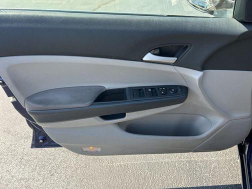 Royal Blue Pearl 2011 Honda Accord 2.4 LX