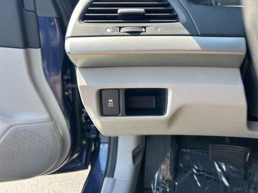 Royal Blue Pearl 2011 Honda Accord 2.4 LX