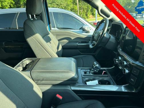 Velocity Blue Metallic 2021 Ford F-150 XLT