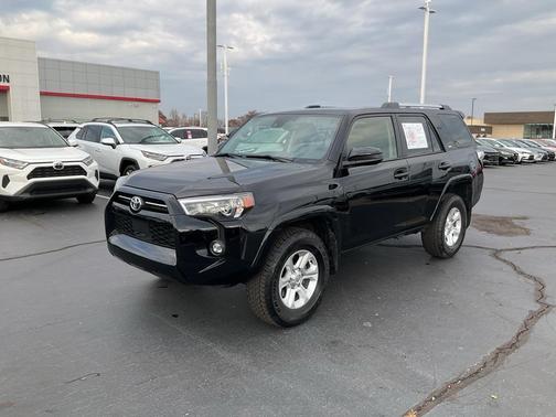 2024 Toyota 4Runner SR5