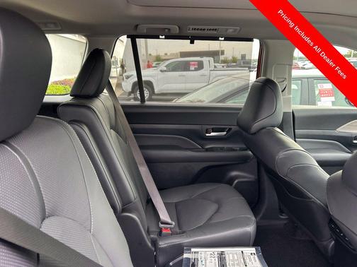 Ruby Flare Pearl 2026 Toyota Grand Highlander Limited