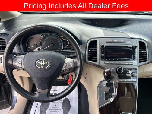 Magnetic Gray Metallic 2010 Toyota Venza Base