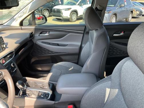 2019 Hyundai SANTA FE SEL 2.4
