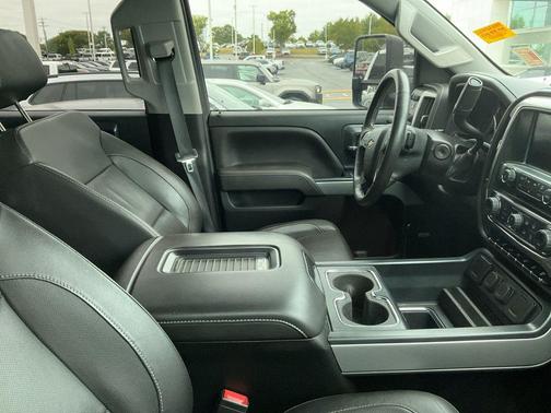 Black 2018 Chevrolet Silverado 2500 LTZ