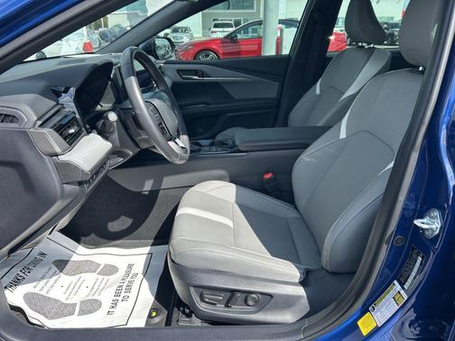 Reservoir Blue 2025 Toyota Camry SE