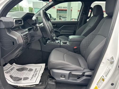 Ice Cap 2025 Toyota Tacoma SR5