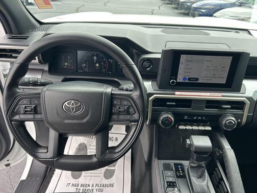 Ice Cap 2025 Toyota Tacoma SR5