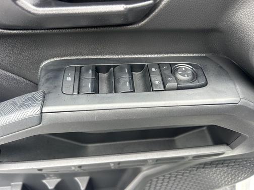 Ice Cap 2025 Toyota Tacoma SR5