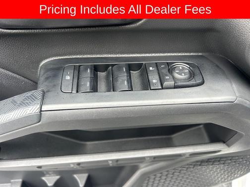 Ice Cap 2025 Toyota Tacoma SR5