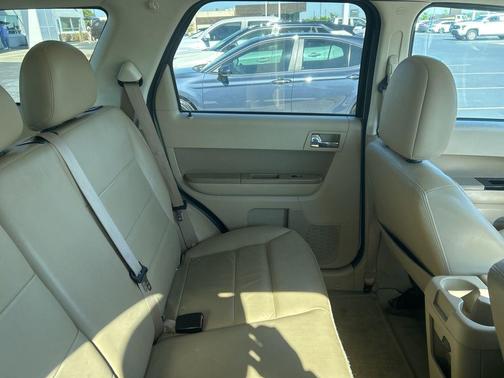 WHITE SUEDE 2011 Ford Escape Limited