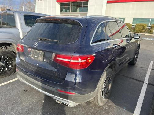 2018 Mercedes-Benz GLC 300 Base