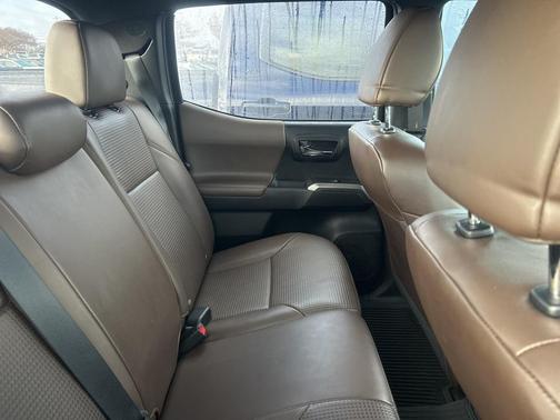 2020 Toyota Tacoma Limited