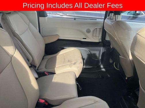 Wind Chill Pearl 2024 Toyota Sienna XLE