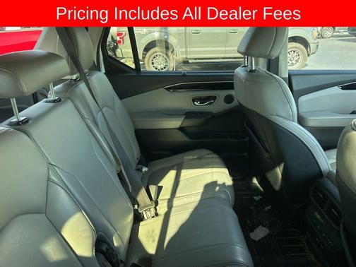 Platinum White Pearl 2023 Honda Pilot Touring 8-Passenger