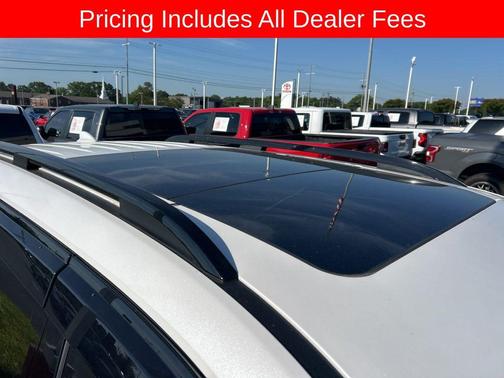 Platinum White Pearl 2023 Honda Pilot Touring 8-Passenger