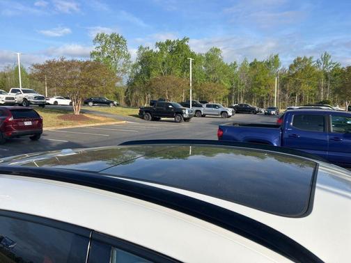 2021 Porsche Macan Macan