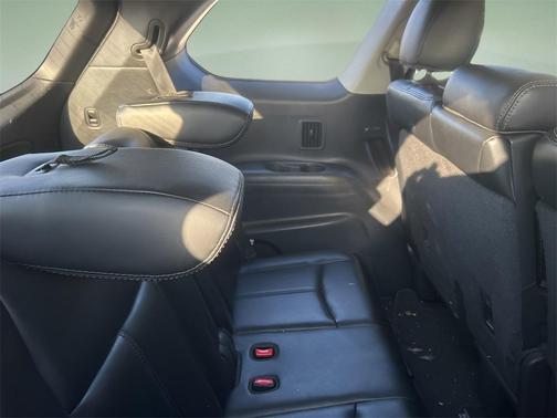 2015 Nissan Pathfinder SL