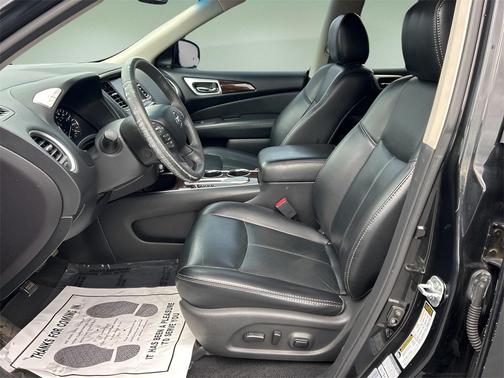 2015 Nissan Pathfinder SL