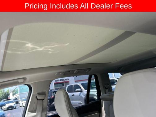 Silver Dawn Metallic 2024 Volvo XC90 Recharge Plug-In Hybrid T8 Ultimate Bright Theme 7-Seater