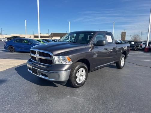 2024 RAM 1500 Classic SLT