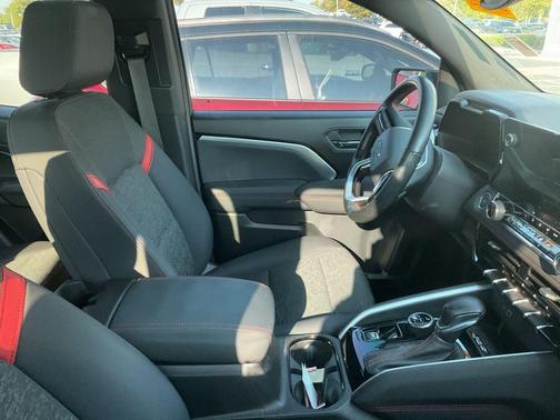 Sterling Gray Metallic 2024 Chevrolet Colorado Z71