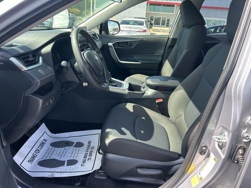 Silver Sky Metallic 2025 Toyota RAV4 Hybrid SE