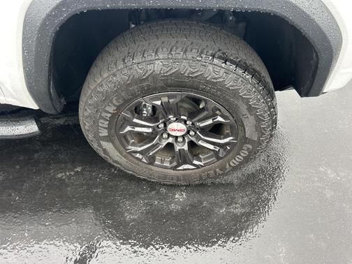 2023 GMC Canyon Elevation