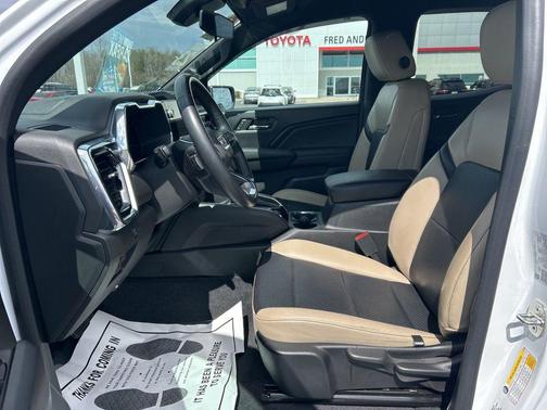 2023 GMC Canyon Elevation