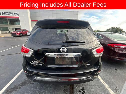 Magnetic Black 2015 Nissan Pathfinder SL