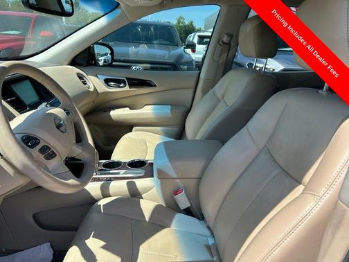 Magnetic Black 2015 Nissan Pathfinder SL