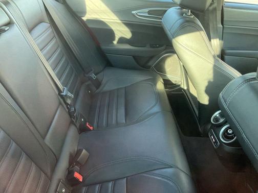 Rosso Etna 2023 Alfa Romeo Giulia Veloce RWD