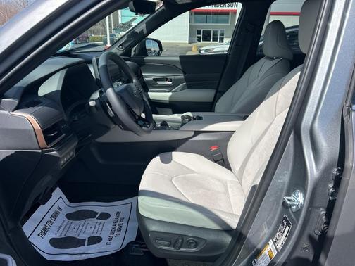 2026 Toyota Grand Highlander Hybrid Platinum MAX