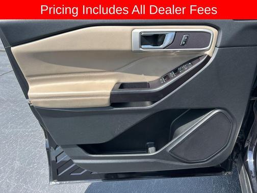 AGATE BLACK METALLIC 2020 Ford Explorer XLT