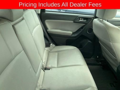 Ice Silver Metallic 2018 Subaru Forester 2.5i Limited