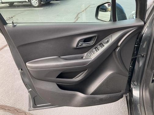 Nightfall Gray 2018 Chevrolet Trax LT