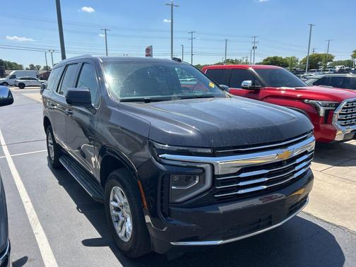 Dark Ash Metallic 2025 Chevrolet Tahoe LT