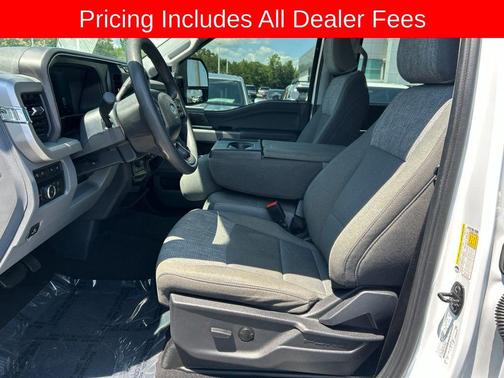 Oxford White 2023 Ford F-250 XLT