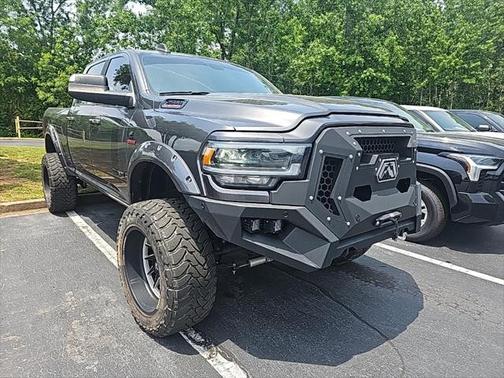 2022 RAM 2500 Laramie Crew Cab 4x4 6'4' Box