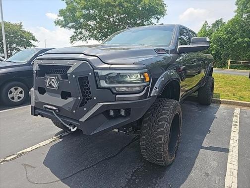 2022 RAM 2500 Laramie Crew Cab 4x4 6'4' Box