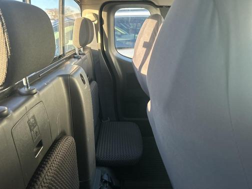 2010 Nissan Frontier SE