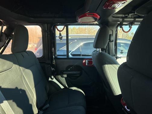 2019 Jeep Wrangler Unlimited Sport