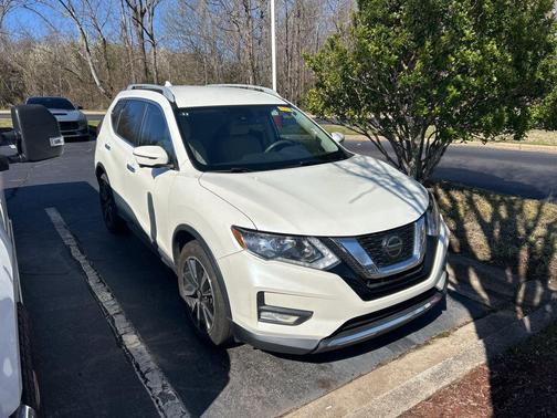 2020 Nissan Rogue SL