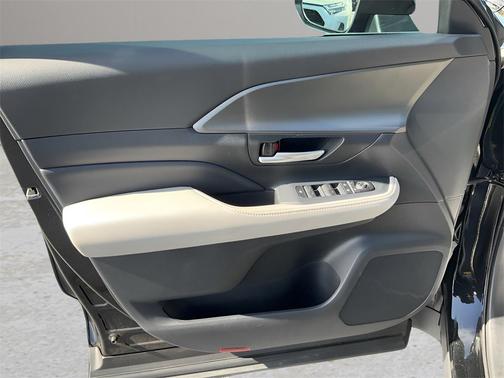 2025 Toyota Grand Highlander Hybrid XLE