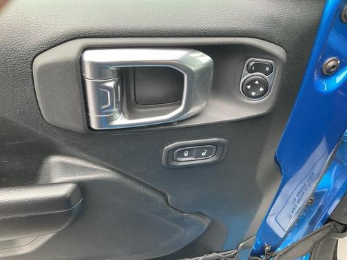 2021 Jeep Gladiator Sport S