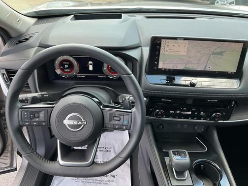 2024 Nissan Rogue Platinum