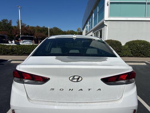 2018 Hyundai SONATA SEL