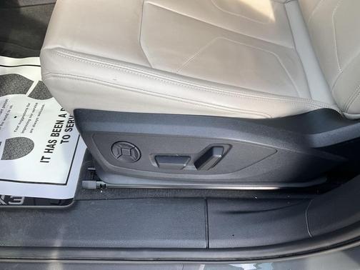 2024 Audi Q3 Premium Plus 40 TFSI quattro Tiptronic