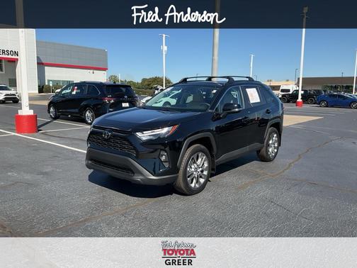 2024 Toyota RAV4 XLE Premium